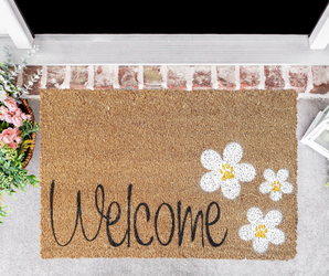 Daisy doormat listing pic DECOMPRESSED_edited.png